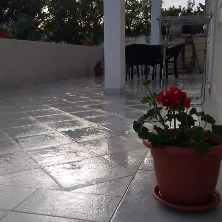 Daire Vila Milka Starigrad Paklenica